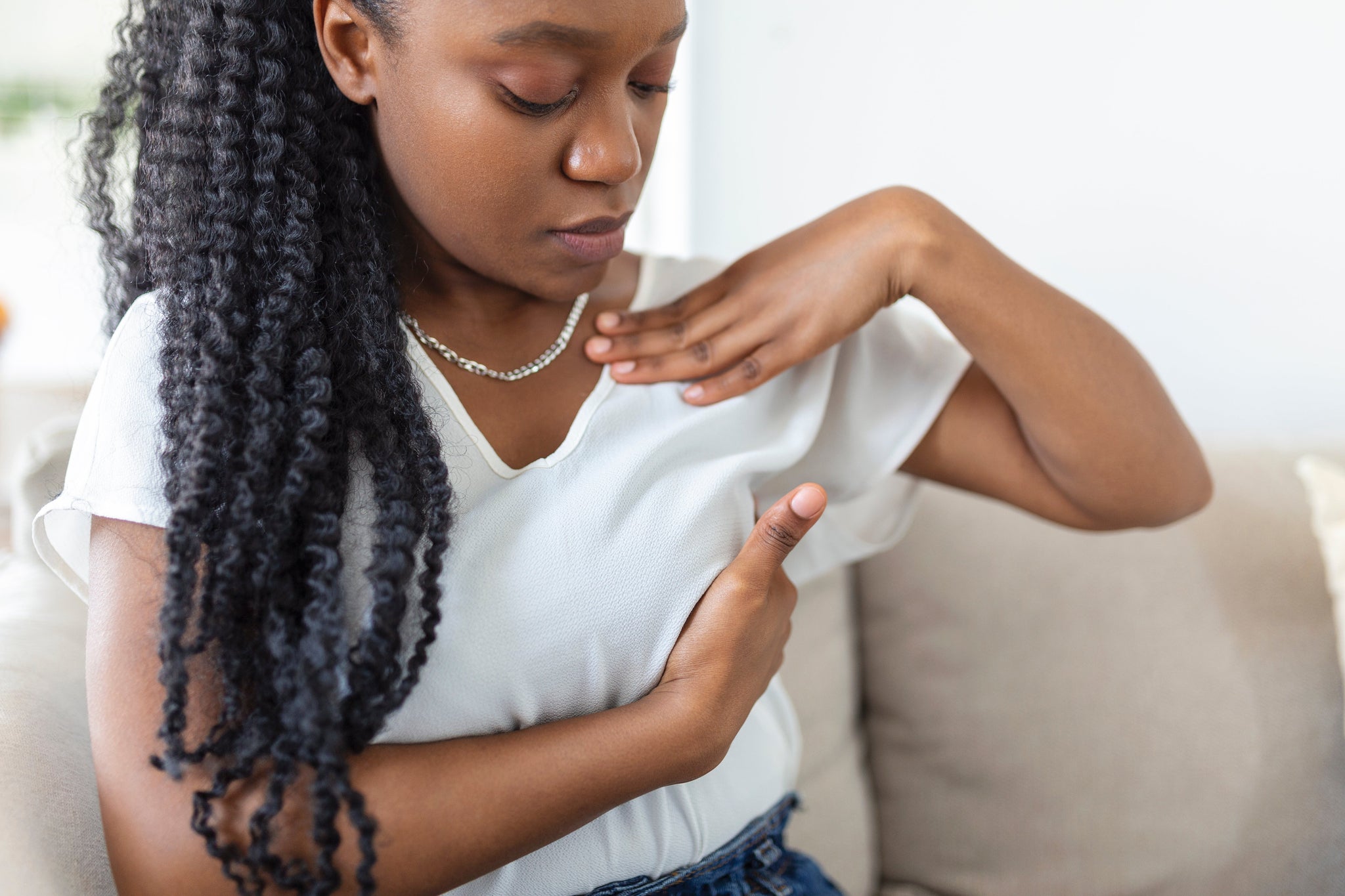 How to Deal with Recurrent Clogged Ducts While Breastfeeding