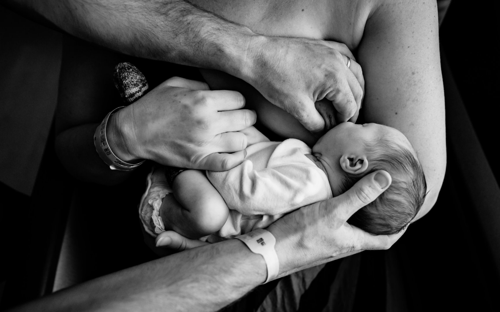 How dads can help nursing moms